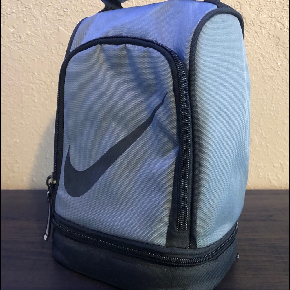 Nike lunchbag
